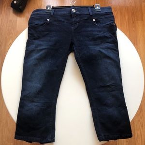 Guess Jeans Dark Denim Capris Pants detail zippers